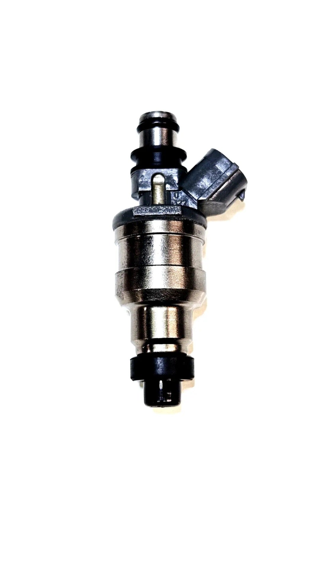 Set of 4 OEM Denso 195500-2040 / JF07-13-250 / MJF0713250 fuel injectors