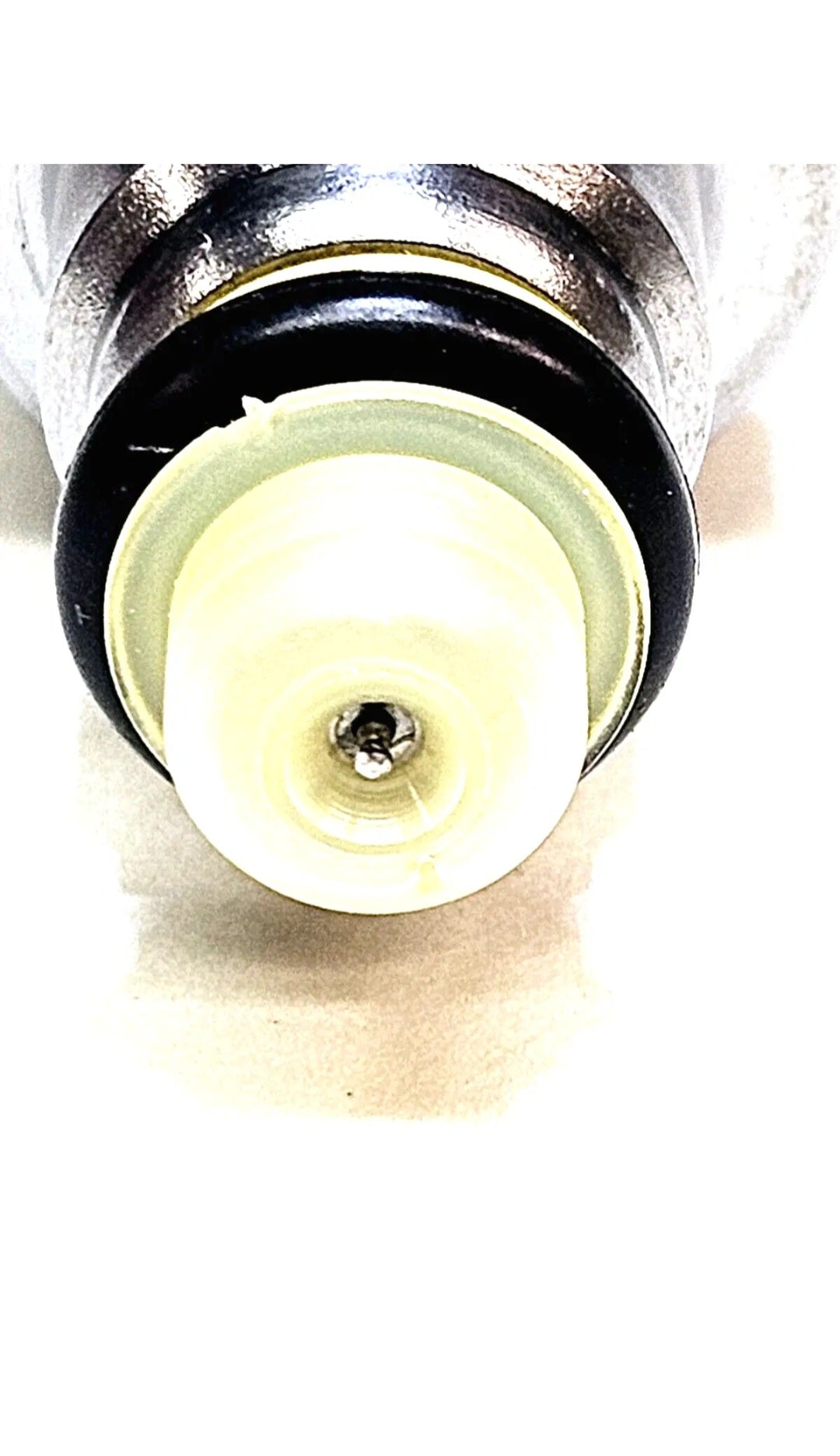 Set of 4 OEM Bosch 0280150209 / 1326427 fuel injectors