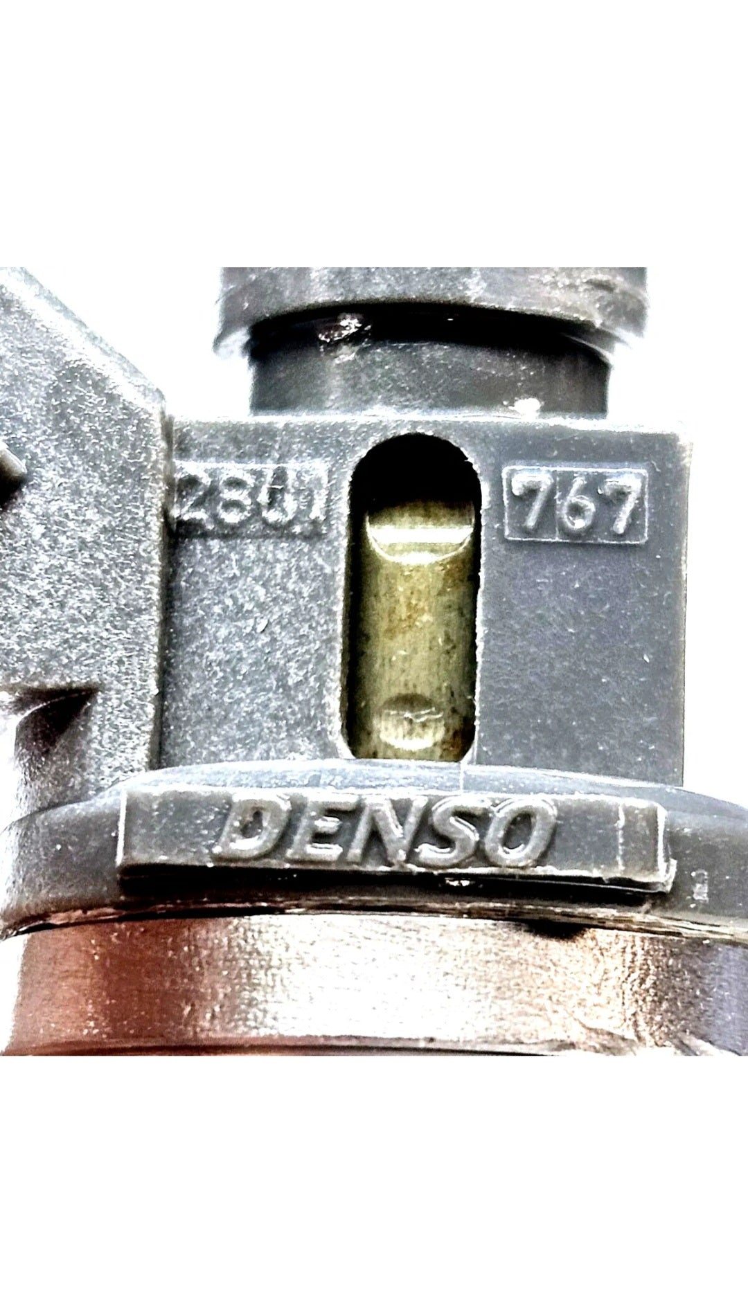 Set 4 OEM Denso 968F-AC / CM-4804 / 195500-2881 fuel injectors