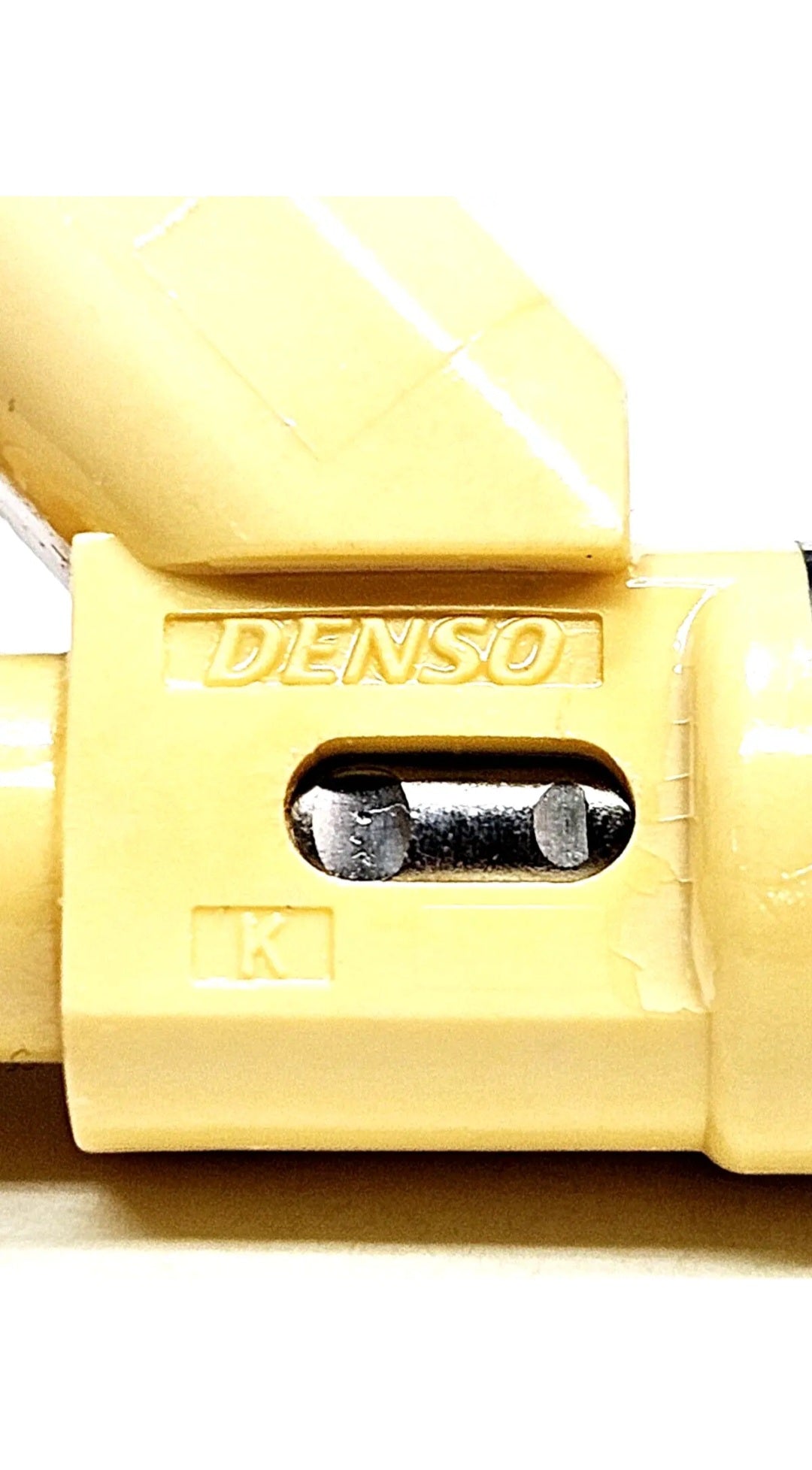 Set of 6 OEM Denso YL8E-C7B / 195500-3521 / CM-5059 fuel injectors