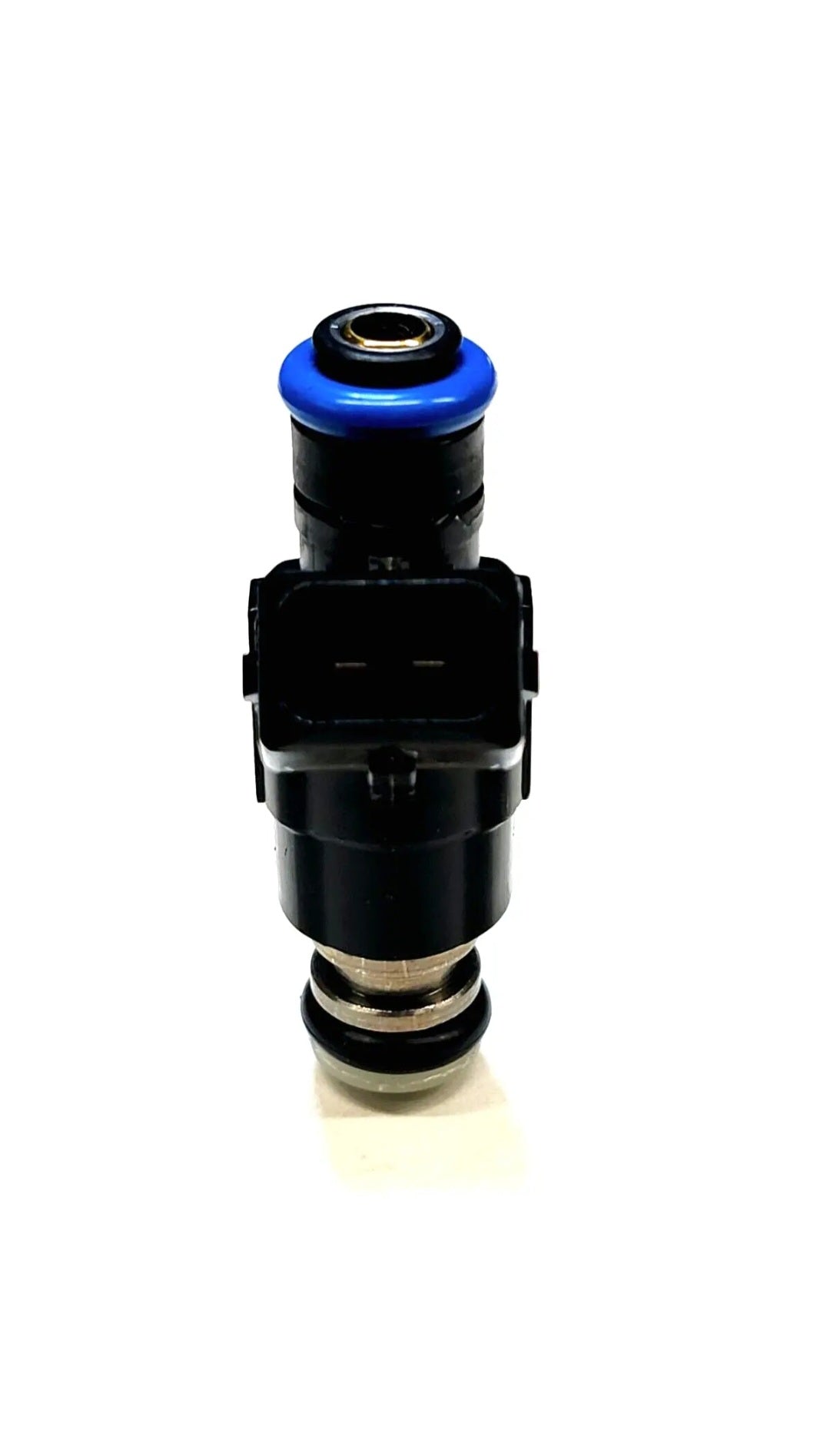 Set of 4 OEM Bosch 0280155740 / 04669471 fuel injectors