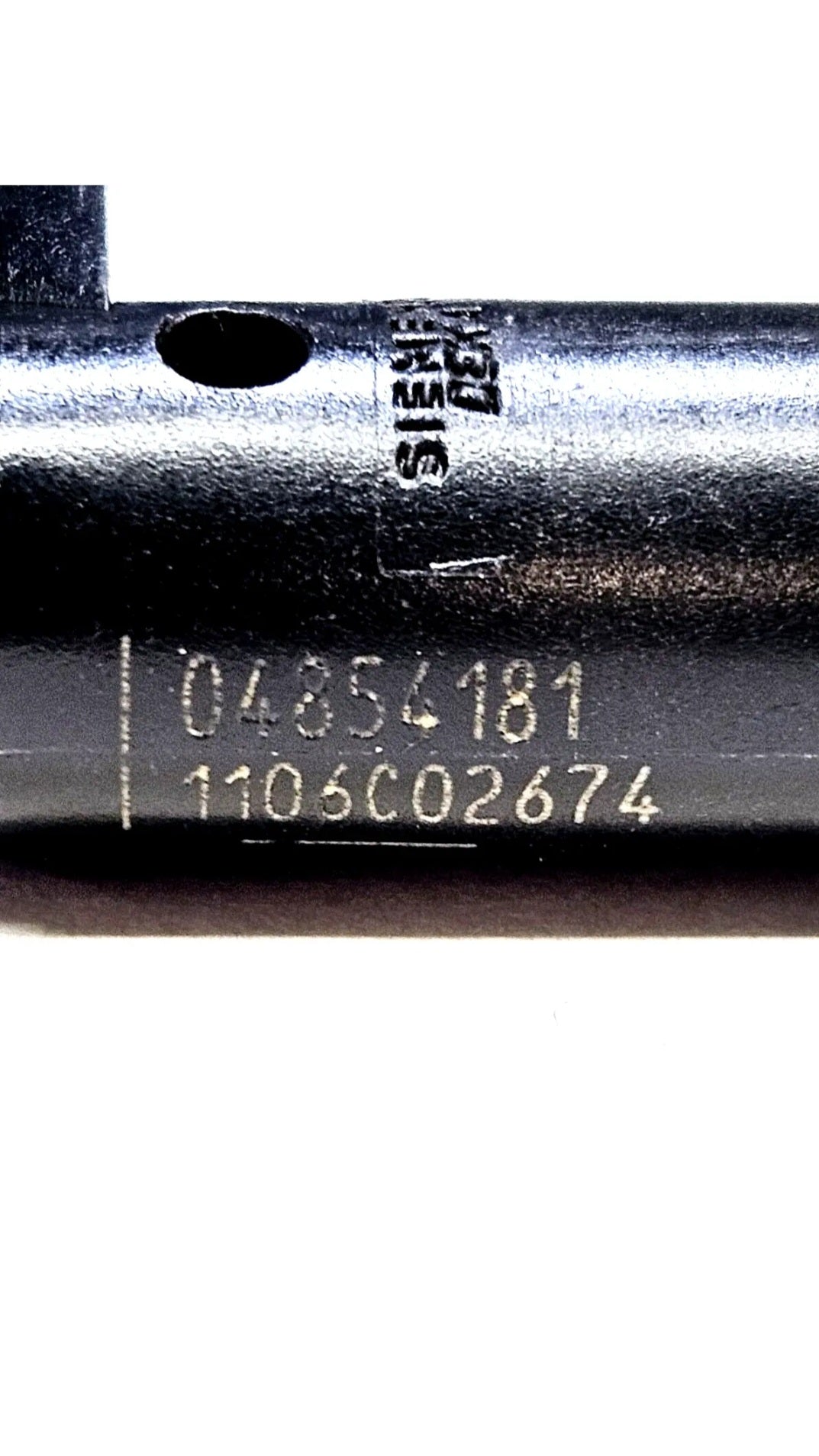 Set of 6 OEM Siemens 04854181 / RL854181 fuel injectors