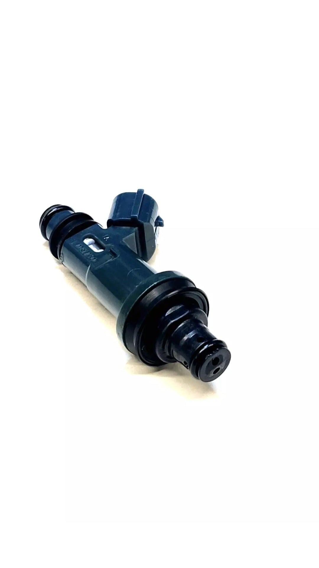 Set of 6 OEM Denso 23250-0A010 / 23209-0A010 fuel injectors