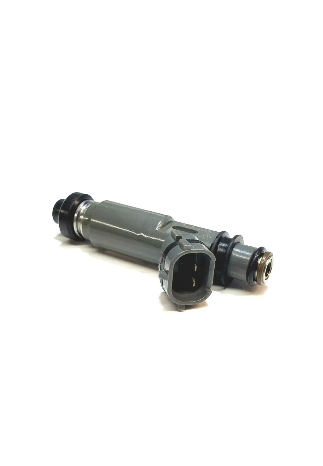 Set of 4 OEM Denso 195500-3110 / Z599-13-250 fuel injectors