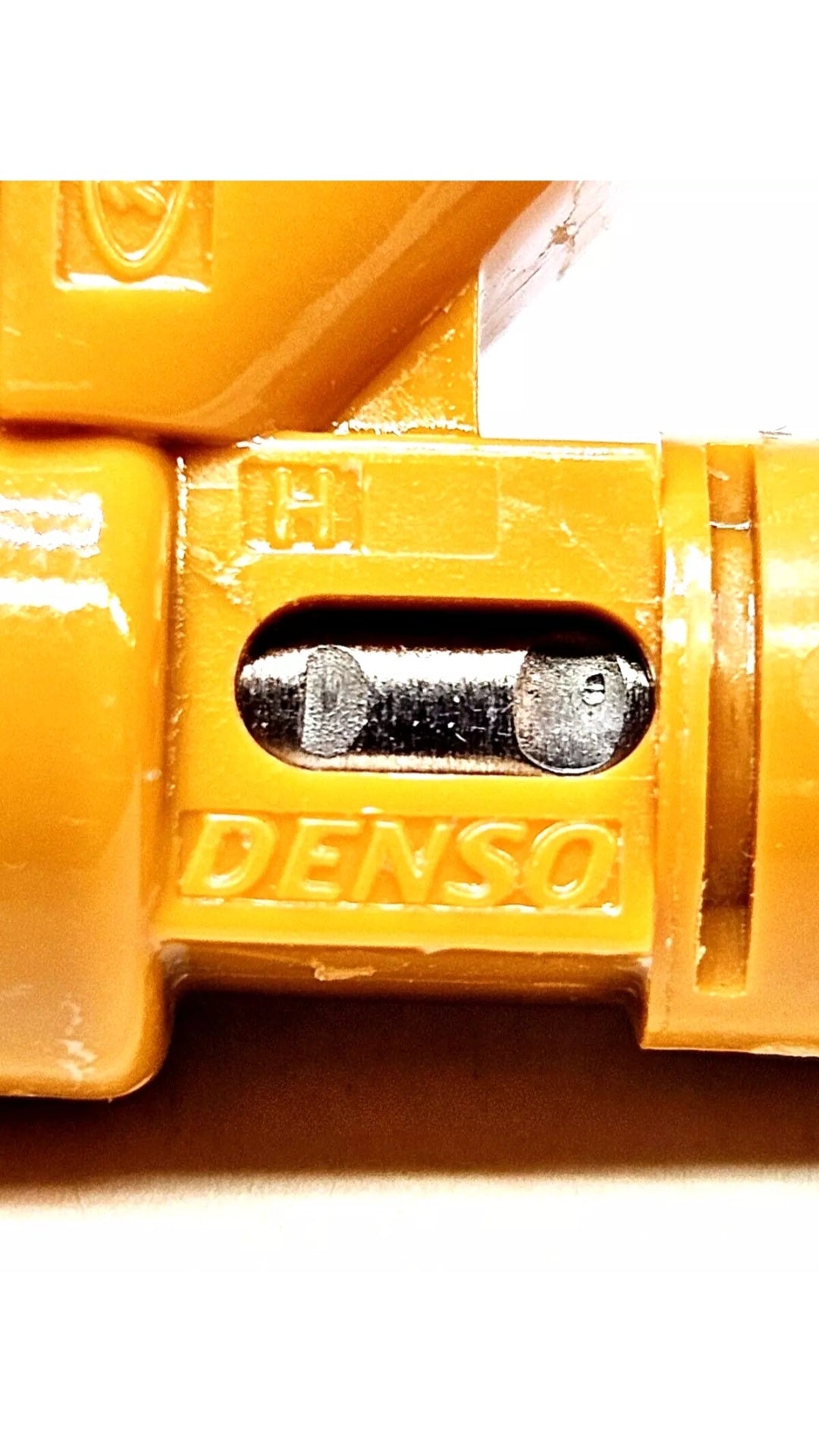Set of 8 OEM Denso 2W93-AA / 195500-4280 / AJ82353 / 4526563 fuel injectors