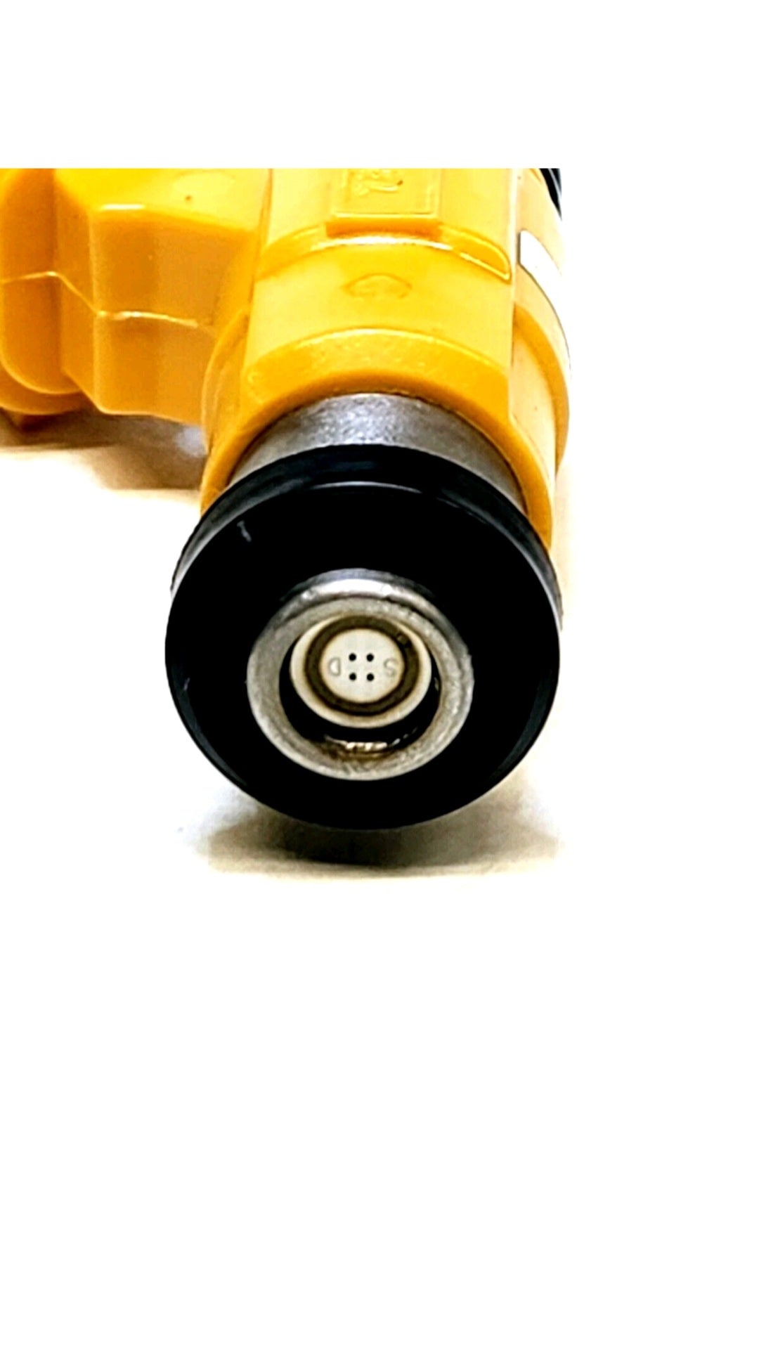 Set of 4 OEM Yamaha CDH275 / 63P137610000 fuel injectors