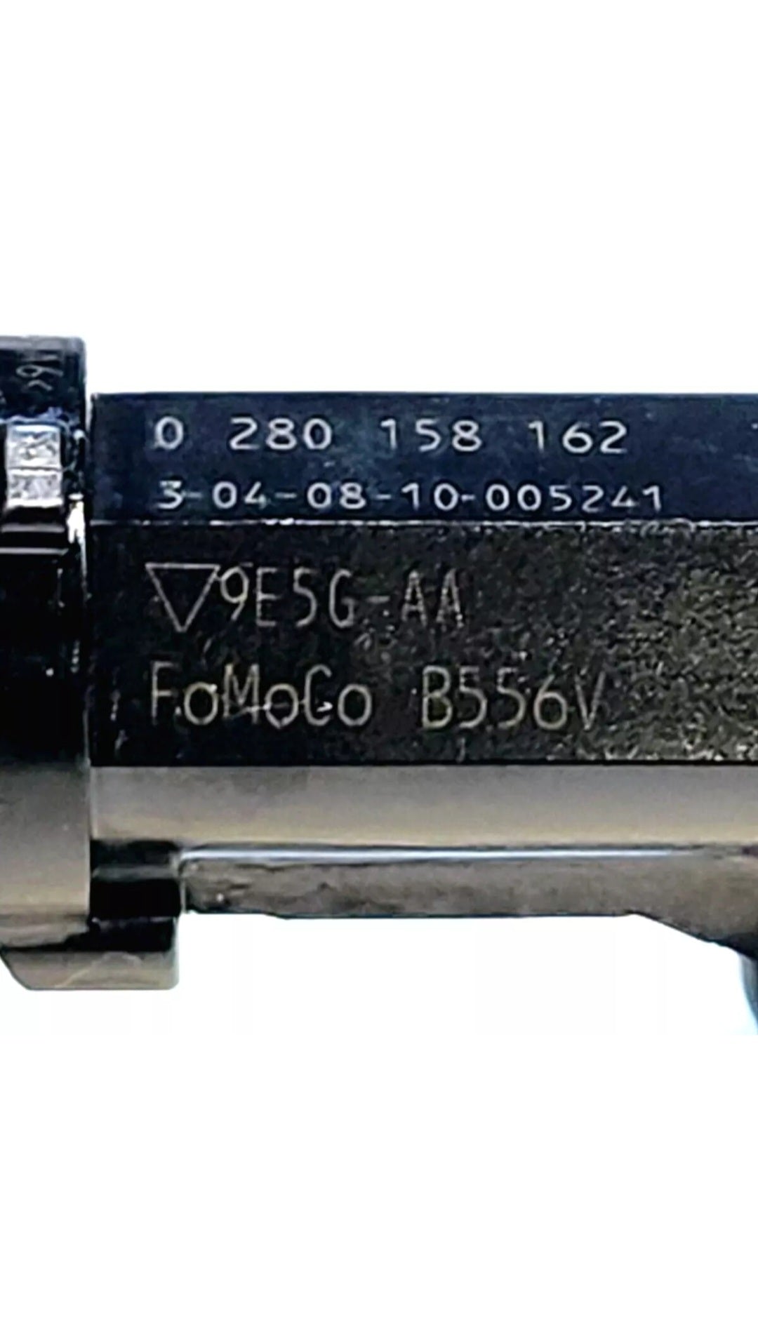 Set of 4 OEM Bosch 0280158162 / 9E5G-AA / CM-5152 fuel injectors