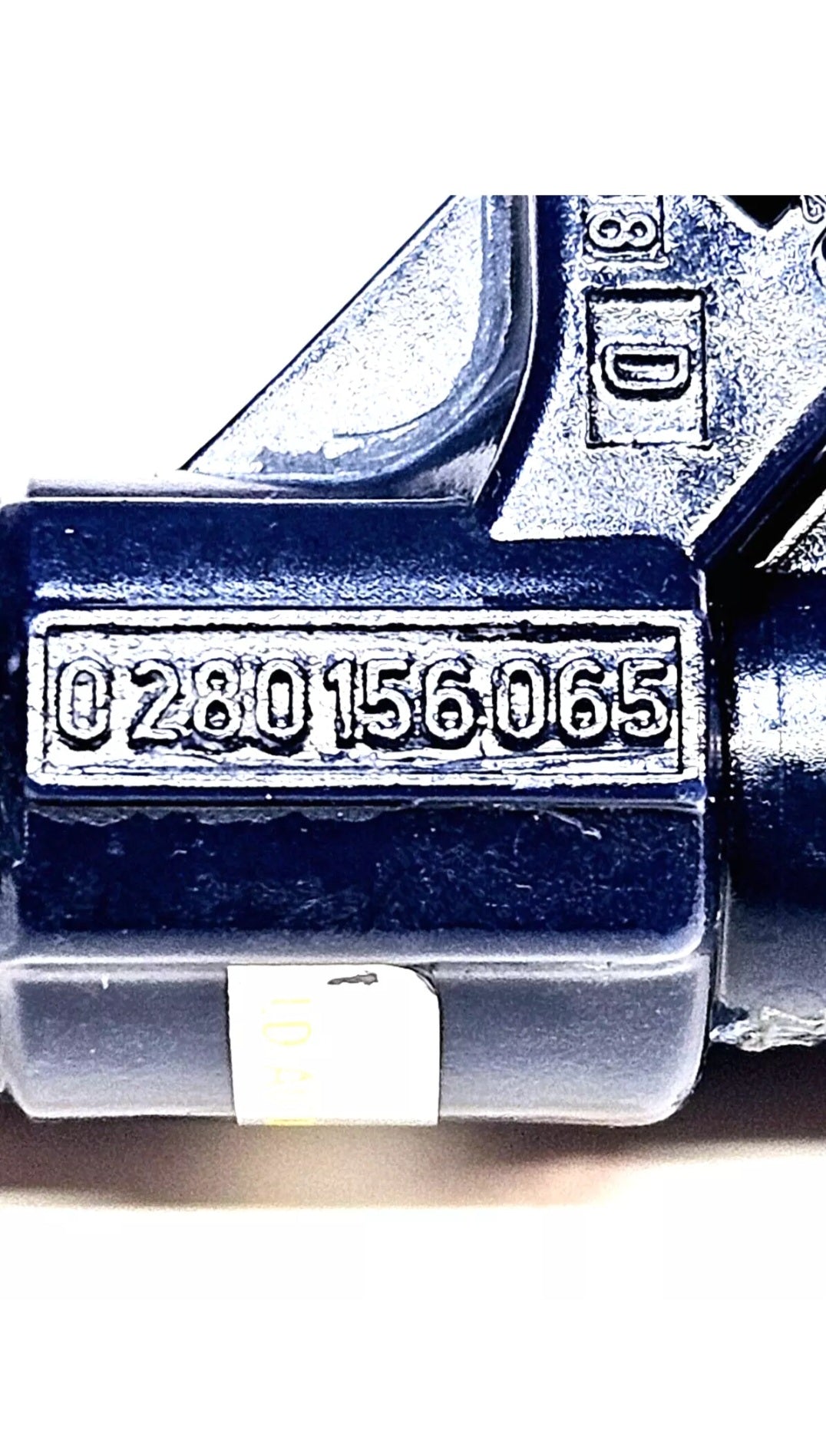 Set of 4 OEM Bosch 0280156065 / 06B133551M fuel injectors