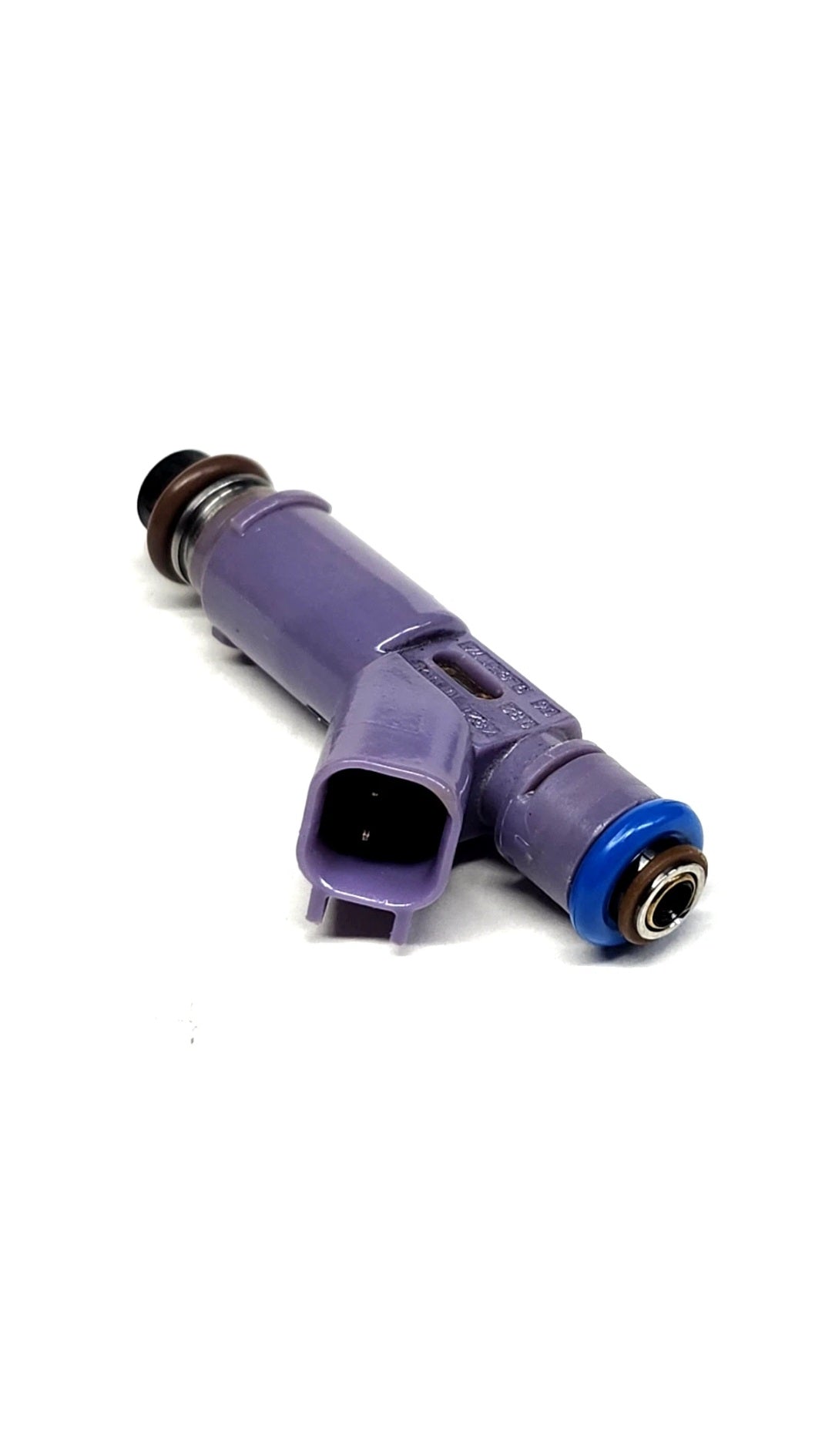 Set of 8 OEM Denso 9L3E-F7A / 195500-4821 fuel injectors