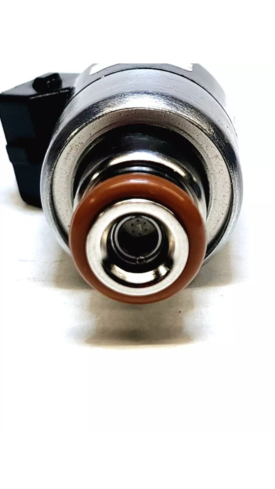 Set of 4 OEM Rochester 17109448 fuel injectors