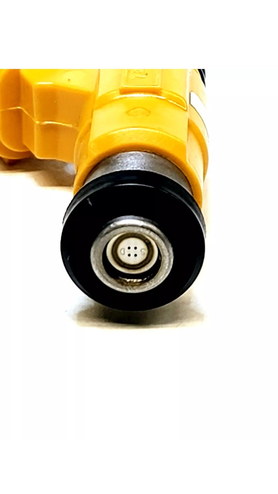 Set of 4 OEM Nikki CDH-275 / 63P1376100 fuel injectors