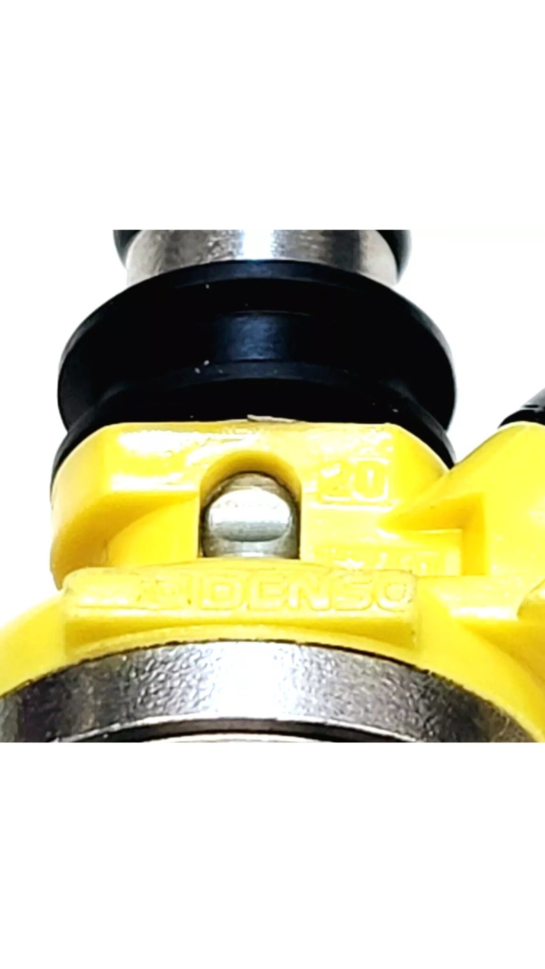 Set of 4 OEM Denso 23250-74040 / 195500-5360 fuel injectors
