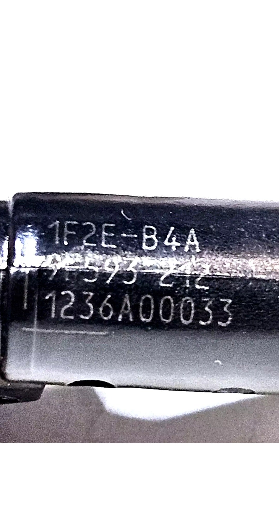 Set of 6 OEM Ford 1F2E-B4A / CM-5177 fuel injectors