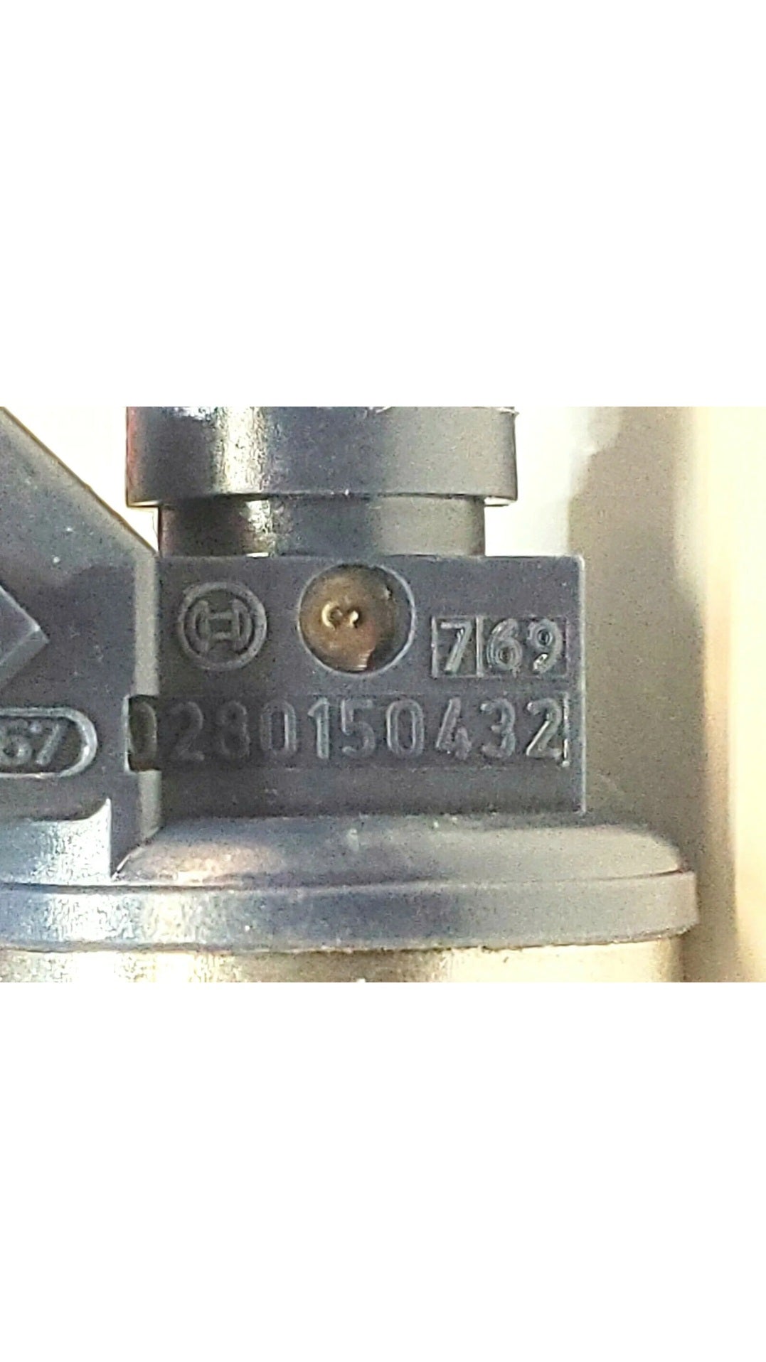 4 Genuine Bosch 0280150432 / 9142423 fuel injectors