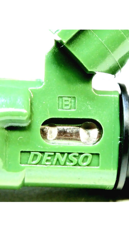 6 Genuine Denso 16611-AA340 / 195500-3400 fuel injectors