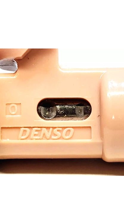 Set of 6 OEM Denso 23250-0A020 / 23209-0A020 fuel injectors