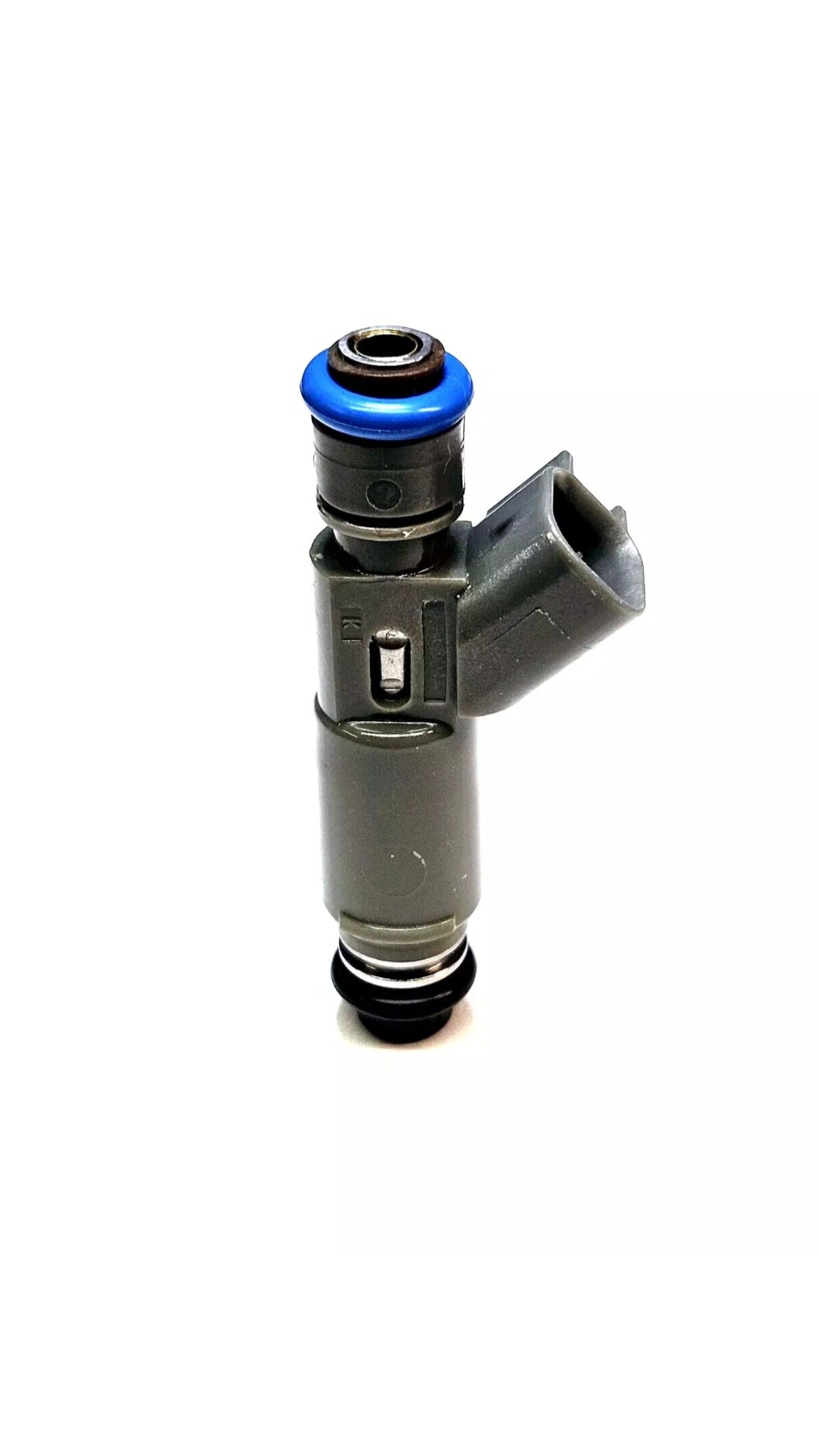 Set of 4 OEM Denso 12582704 / 195500-4670 fuel injectors