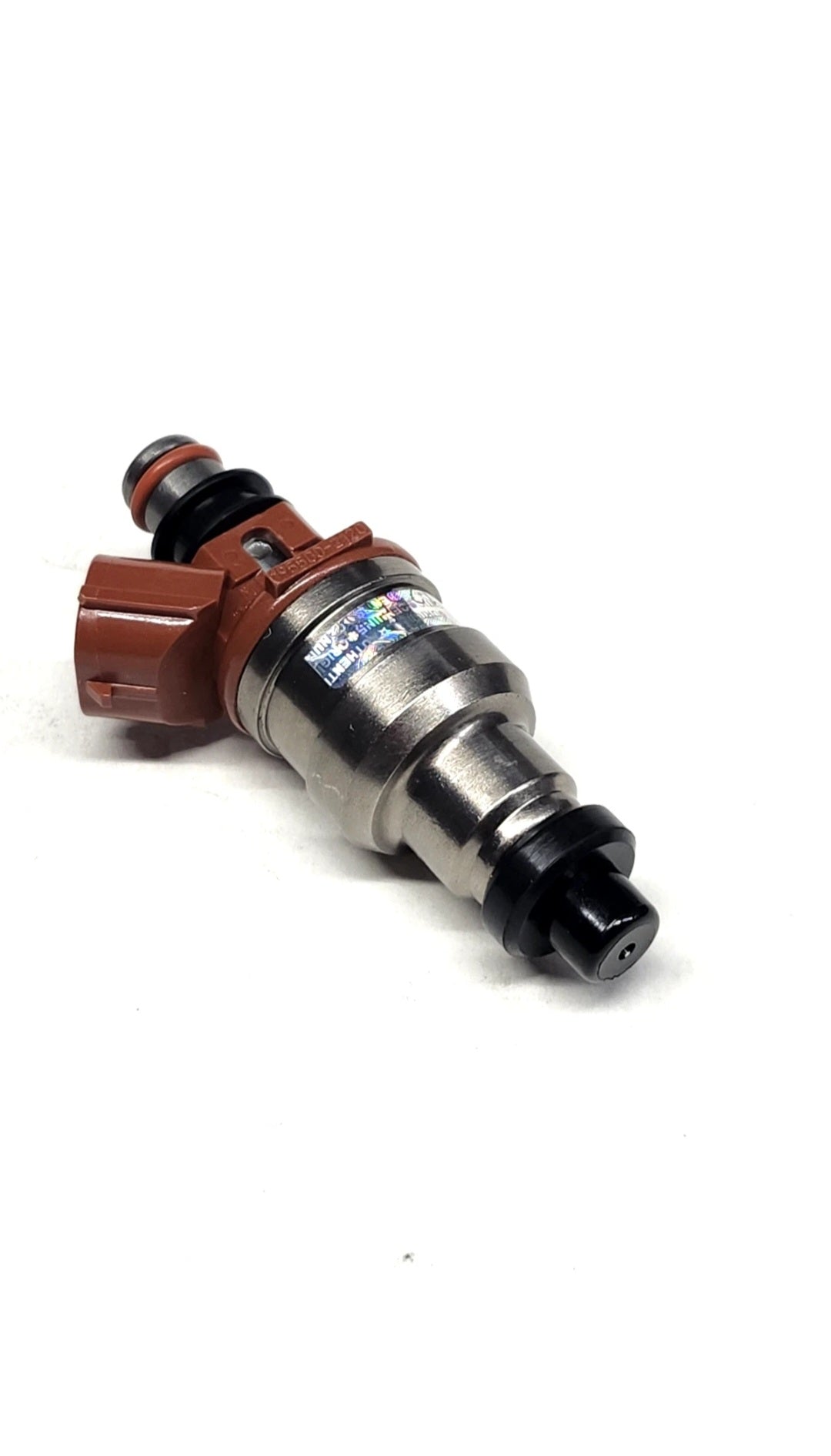 Set of 4 Remanufactured OEM Denso 195500-2120 / B61k-13-250 fuel injectors