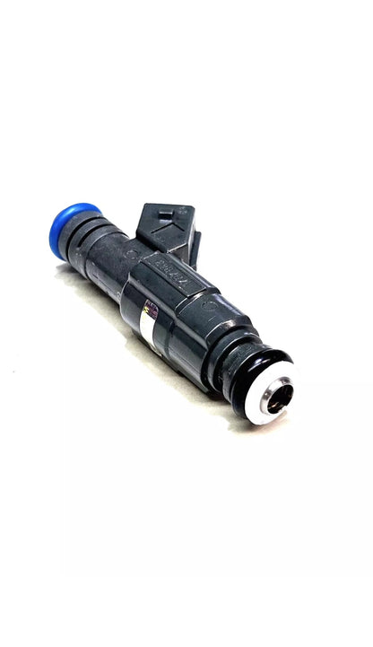 Single Genuine Bosch 0280155823 / 1707843 / MJY000060 fuel injector
