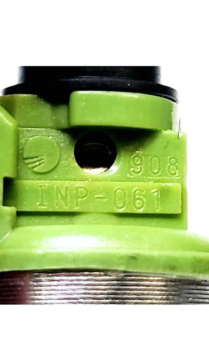 Set of 6 OEM Nikki INP-061 / BDH210 / MD162525 fuel injectors