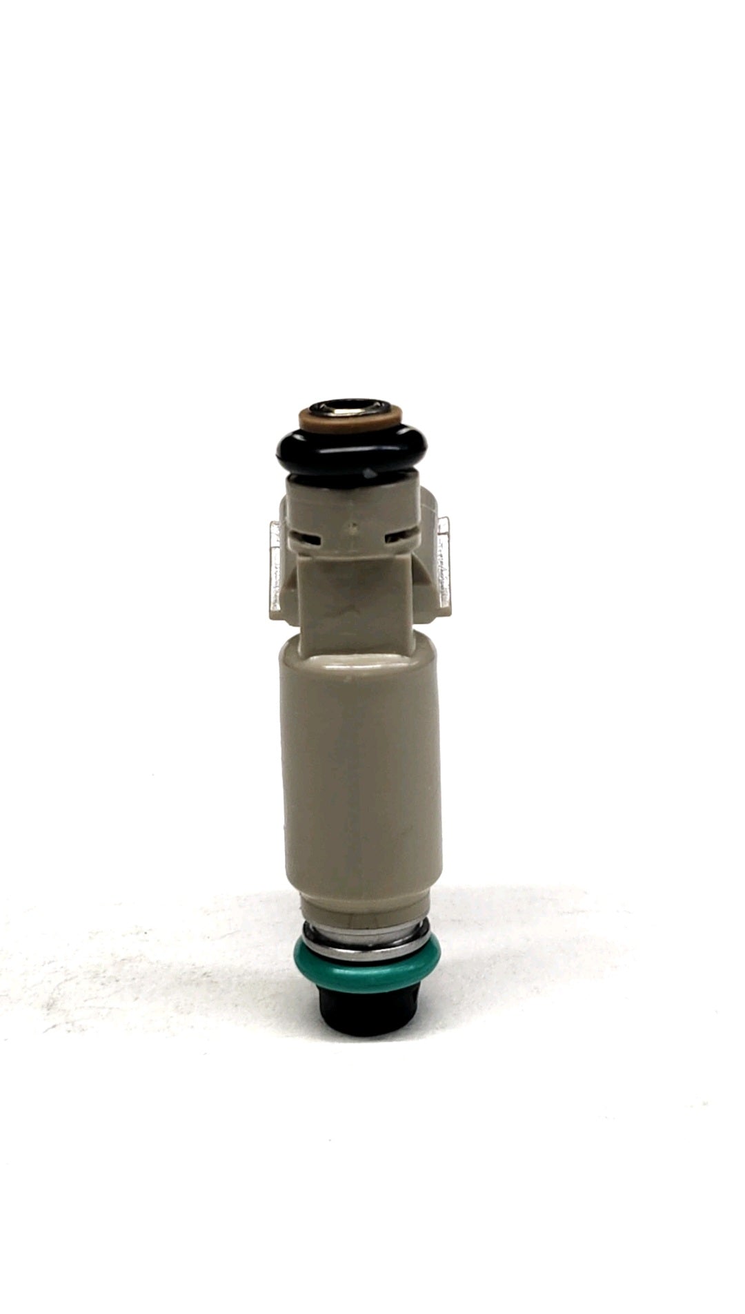 Set of 4 Remanufactured OEM Hyundai 35310-23900 / 3531023900 fuel injectors