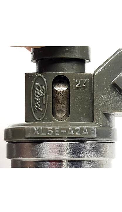 Set of 6 OEM Denso XL5E-A2A / XL5E-B2A fuel injectors