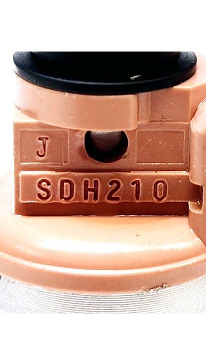 Set 0f 6 OEM Nikki INP-532 / SDH210 / MD189023 fuel injectors