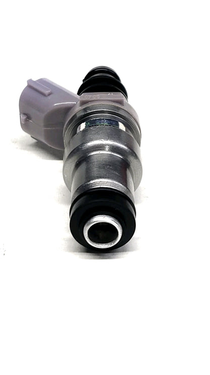 Set of 4 Remanufactured OEM Toyota 23250-11040 / 23209-11040 fuel injectors