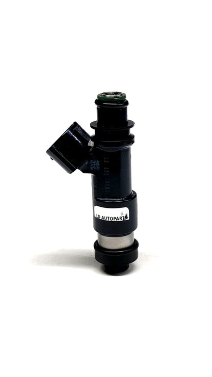 Set of 4 OEM Denso 16611-AA810 / 297500-1820 fuel injectors.