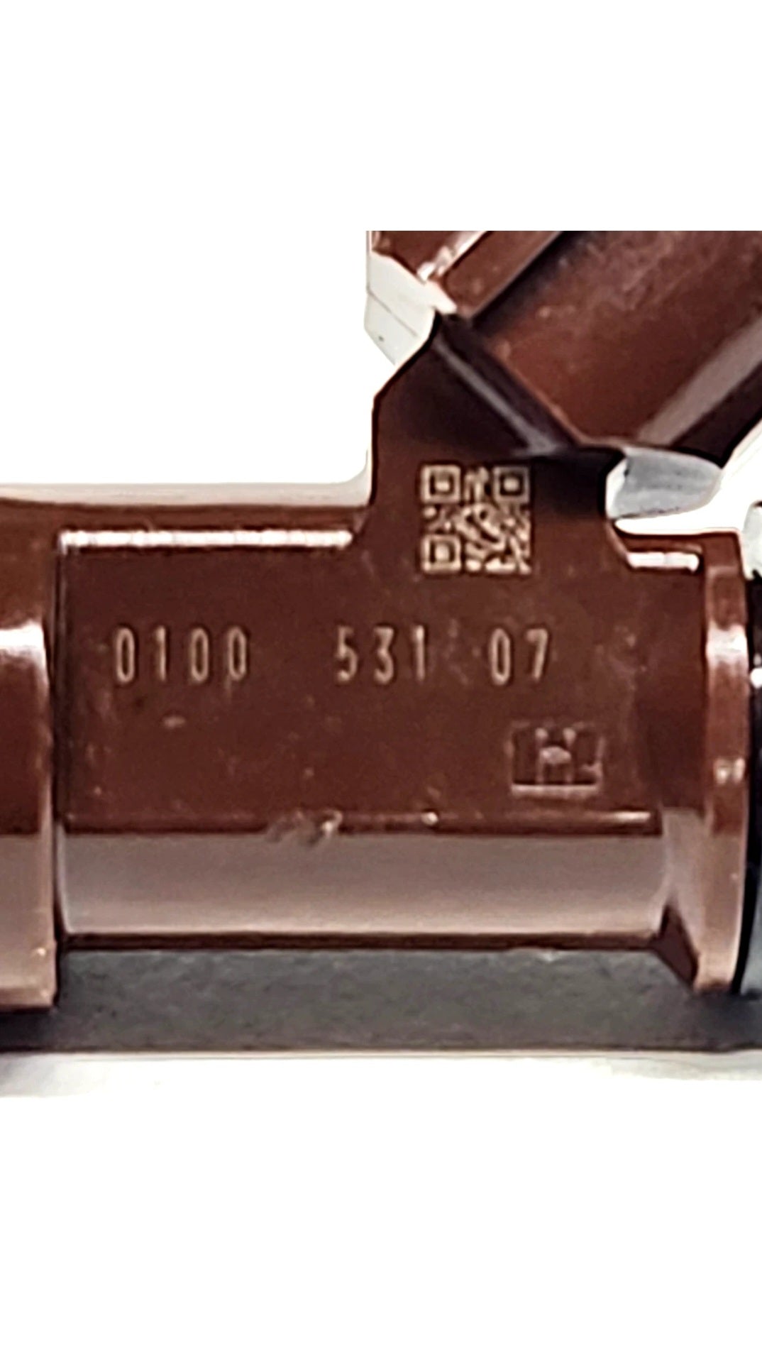 Set of 6 OEM Denso 16611-AA700 / 297500-0100 fuel injectors