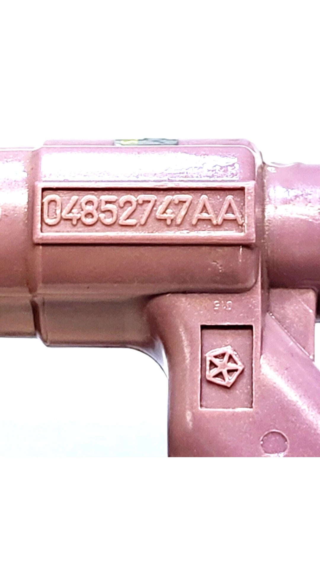 Set of 6 OEM Bosch 0280156030 / 04852747AA fuel injectors