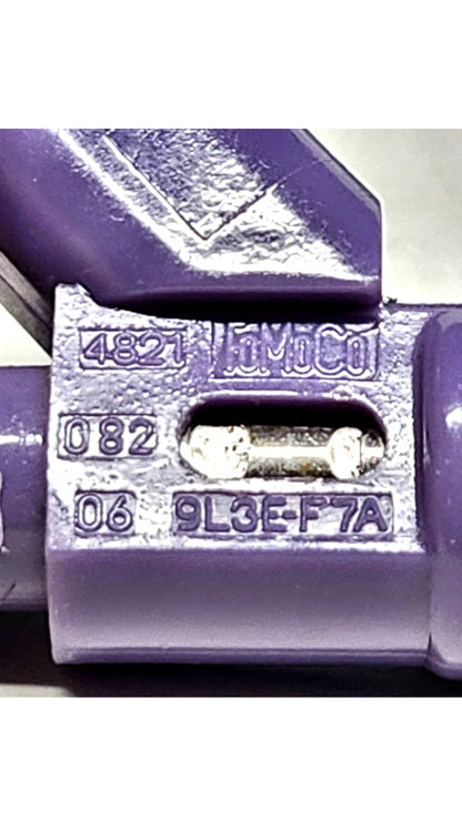 Set of 8 OEM Denso 9L3E-F7A / 195500-4821 fuel injectors