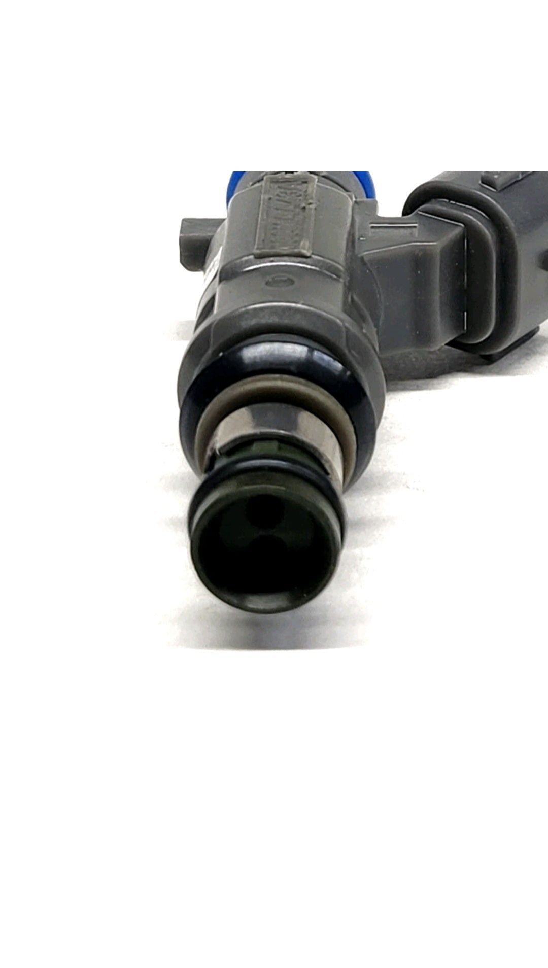 Set of 4 Remanufactured OEM Bosch 0280155954 / 16611-AA43A fuel injectors