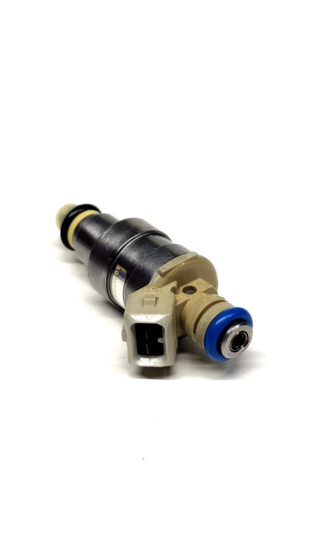 Set of 4 Remanufactured OEM Denso E59E-A2B / 195500-0736 fuel injectors