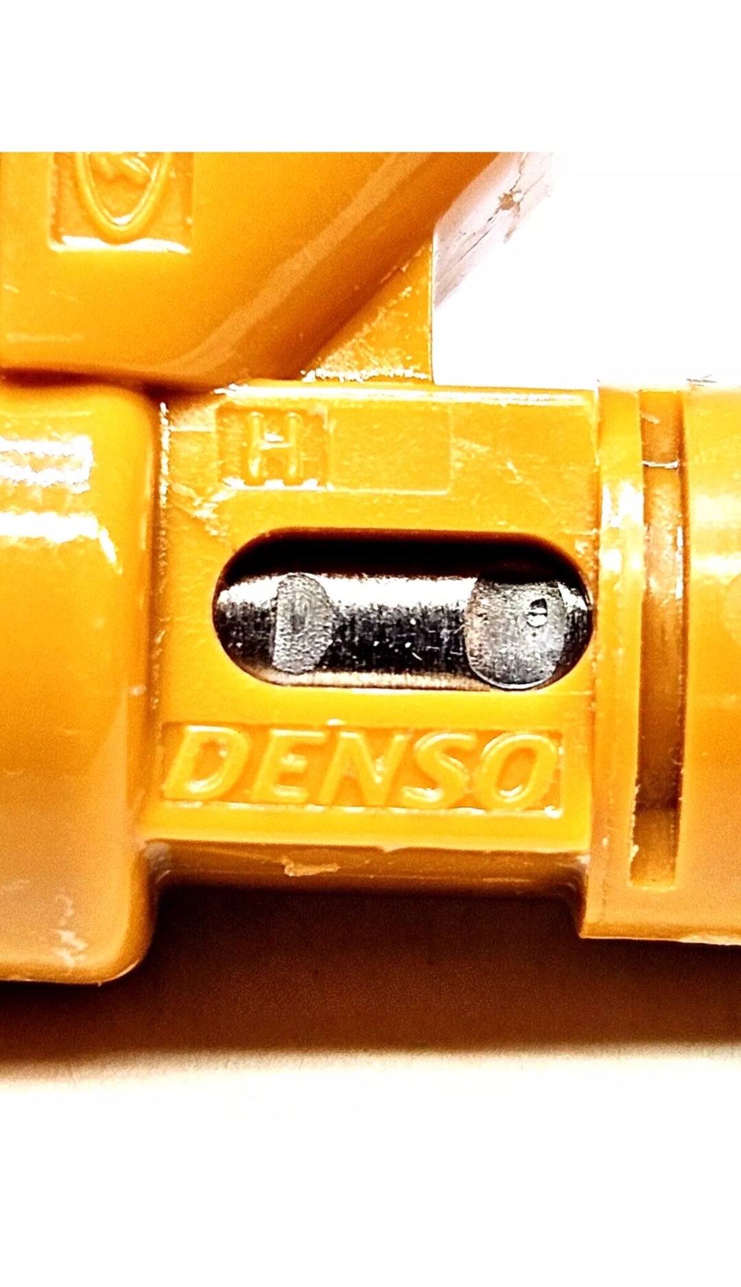 Single Genuine Denso 2W93-AA / 195500-4280 / AJ82353 / 4526563 fuel injector