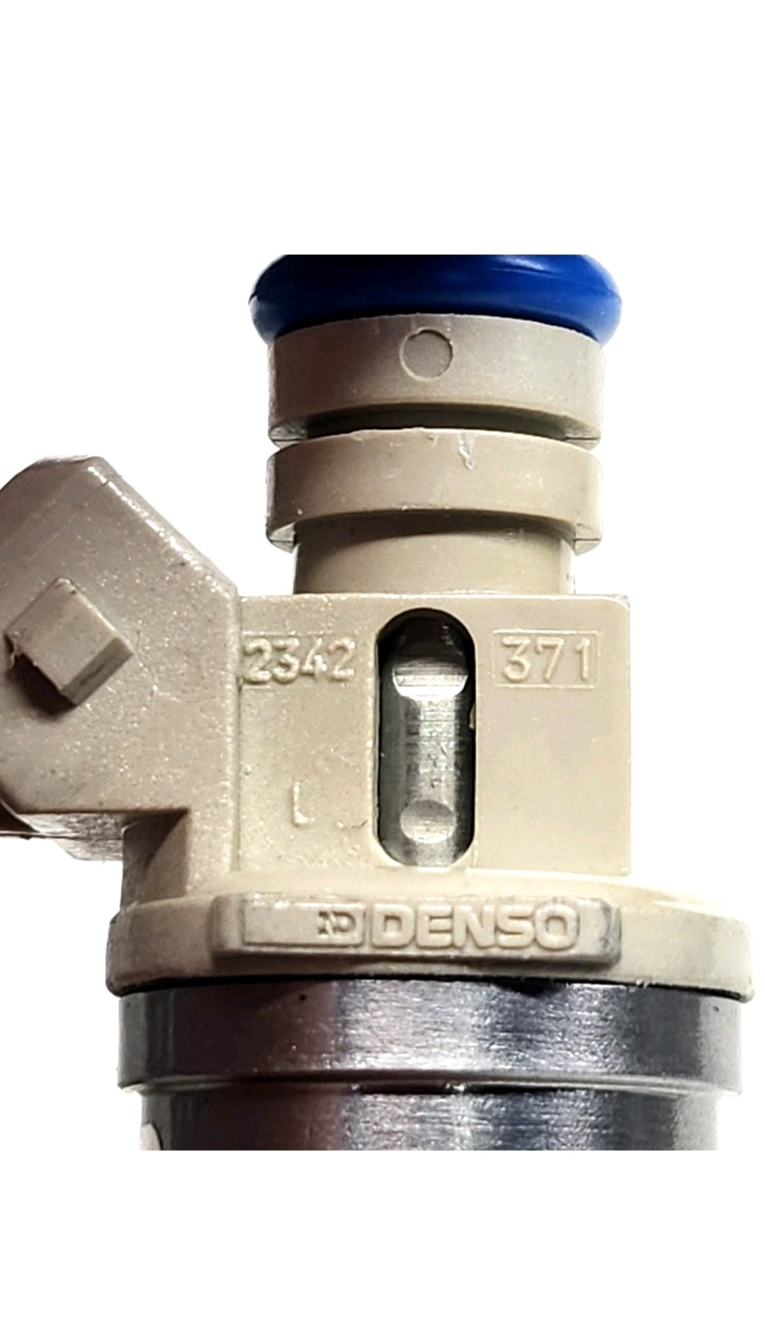 Set of 4 Remanufactured OEM Denso F03E-A2B / CM-4670 / 195500-2342 fuel injectors