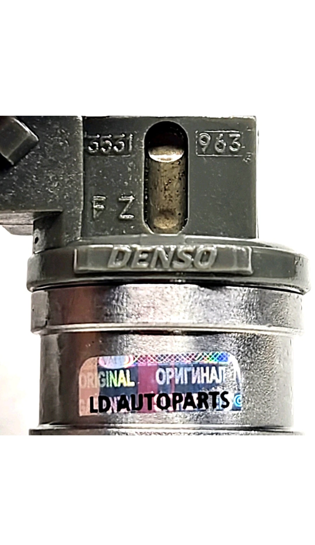 Set of 6 OEM Denso XL5E-A2A / XL5E-B2A fuel injectors