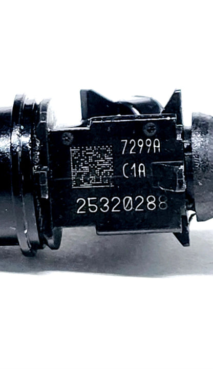 Set of 8 Remanufactured OEM Delphi 25320288 / 17113553 / FJ10062 fuel injectors