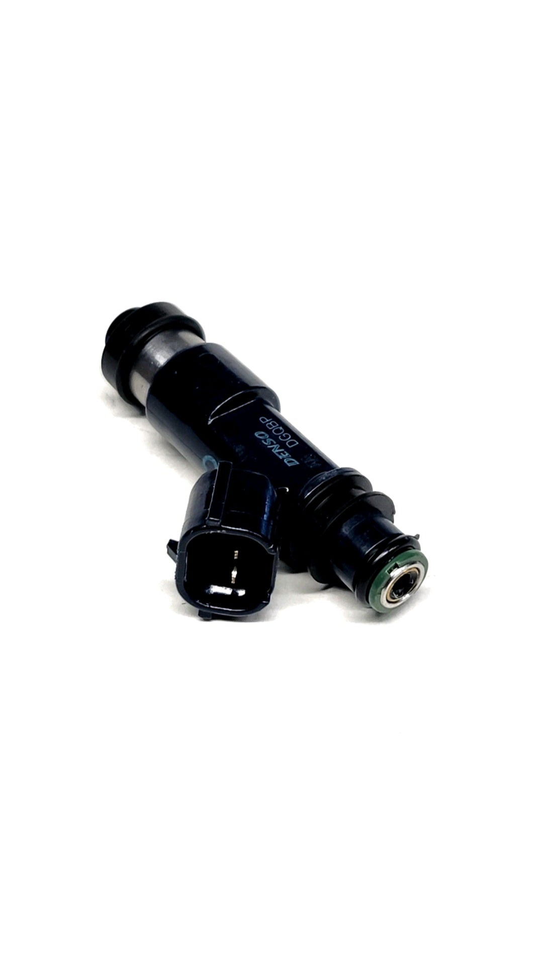 Set of 4 OEM Denso 16611-AA810 / 297500-1820 fuel injectors.