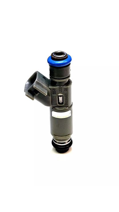 Set of 4 OEM Denso 12582704 / 195500-4670 fuel injectors