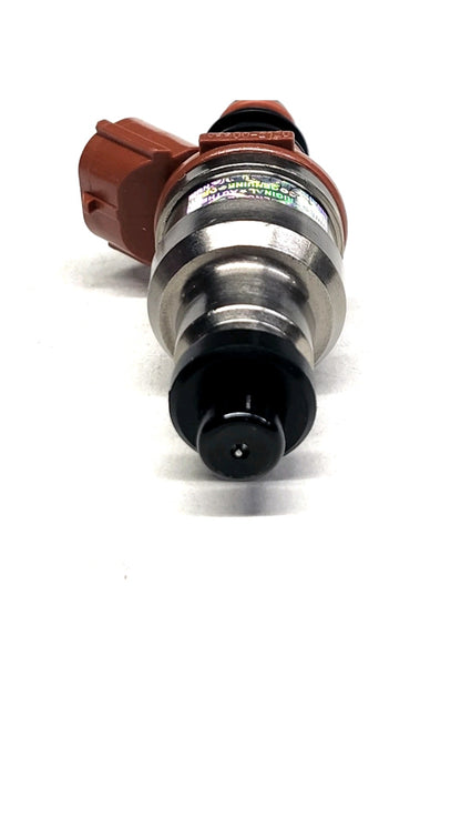 Set of 4 Remanufactured OEM Denso 195500-2120 / B61k-13-250 fuel injectors
