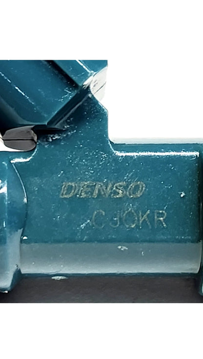 Set of 4 OEM Denso 16611-AA800 / 297500-1810 fuel injectors