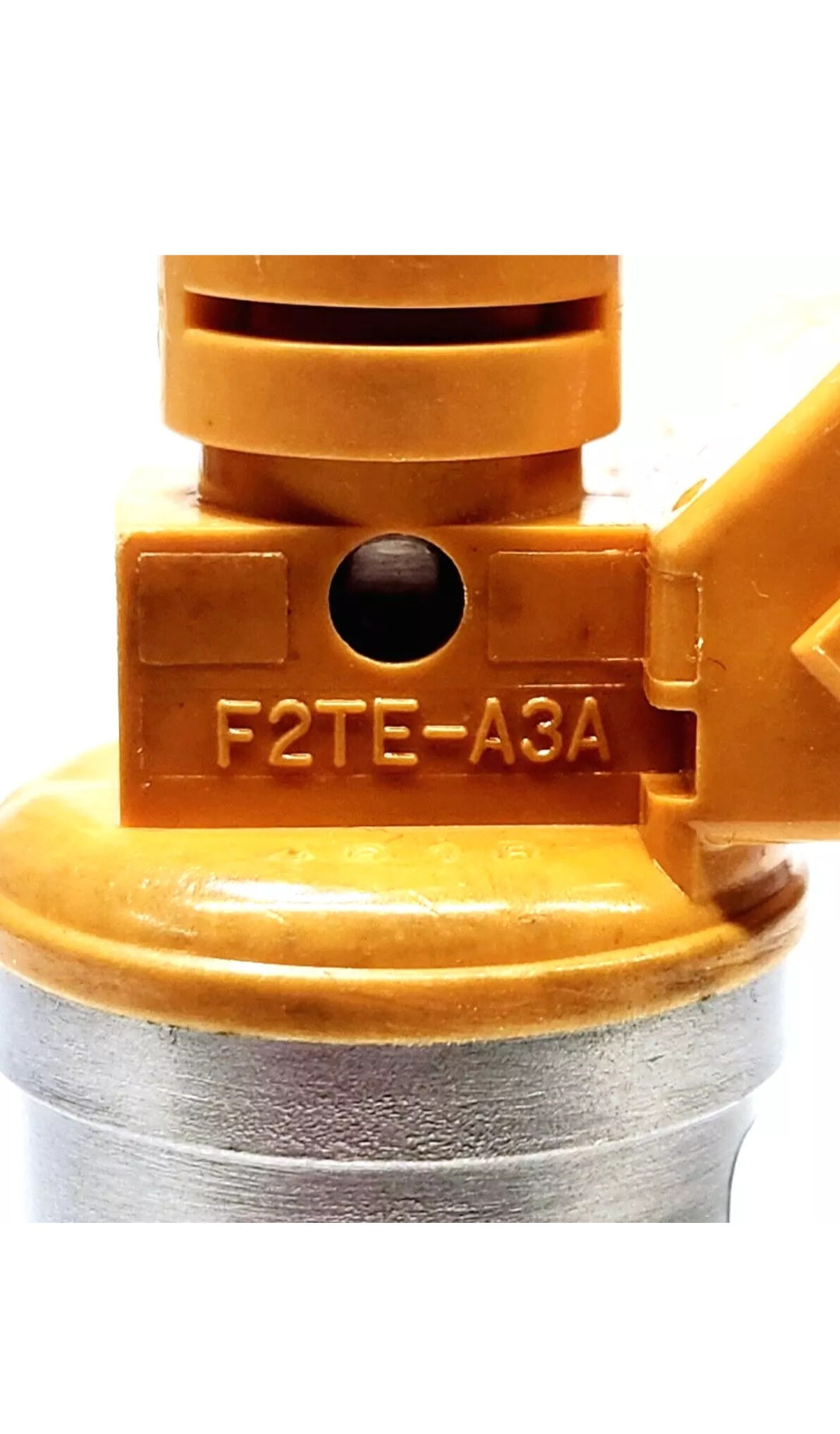 8 Genuine Ford F2TE-A3A / FOTE-C3A fuel injectors
